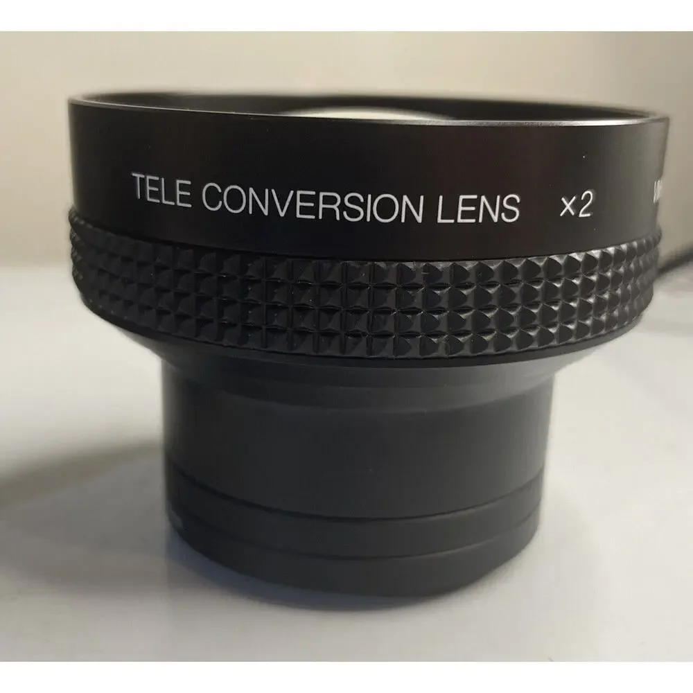 Hitachi Conversion Lens VM-CL50T W/52mm Adapter With Case